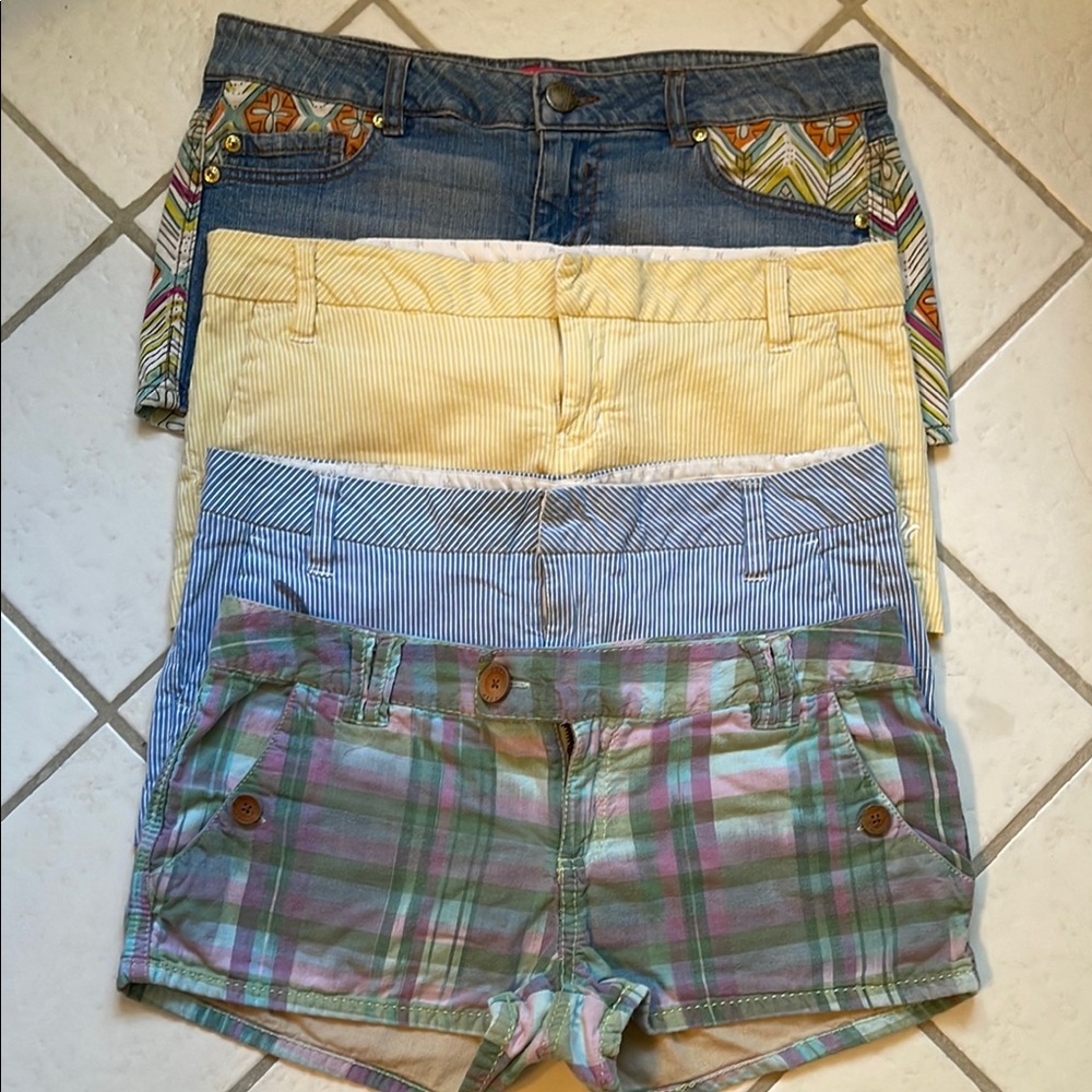 Lot of 4 (Roxy, Hurley, Tinseltown)